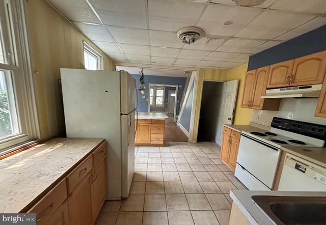 719 BURLINGTON AVENUE