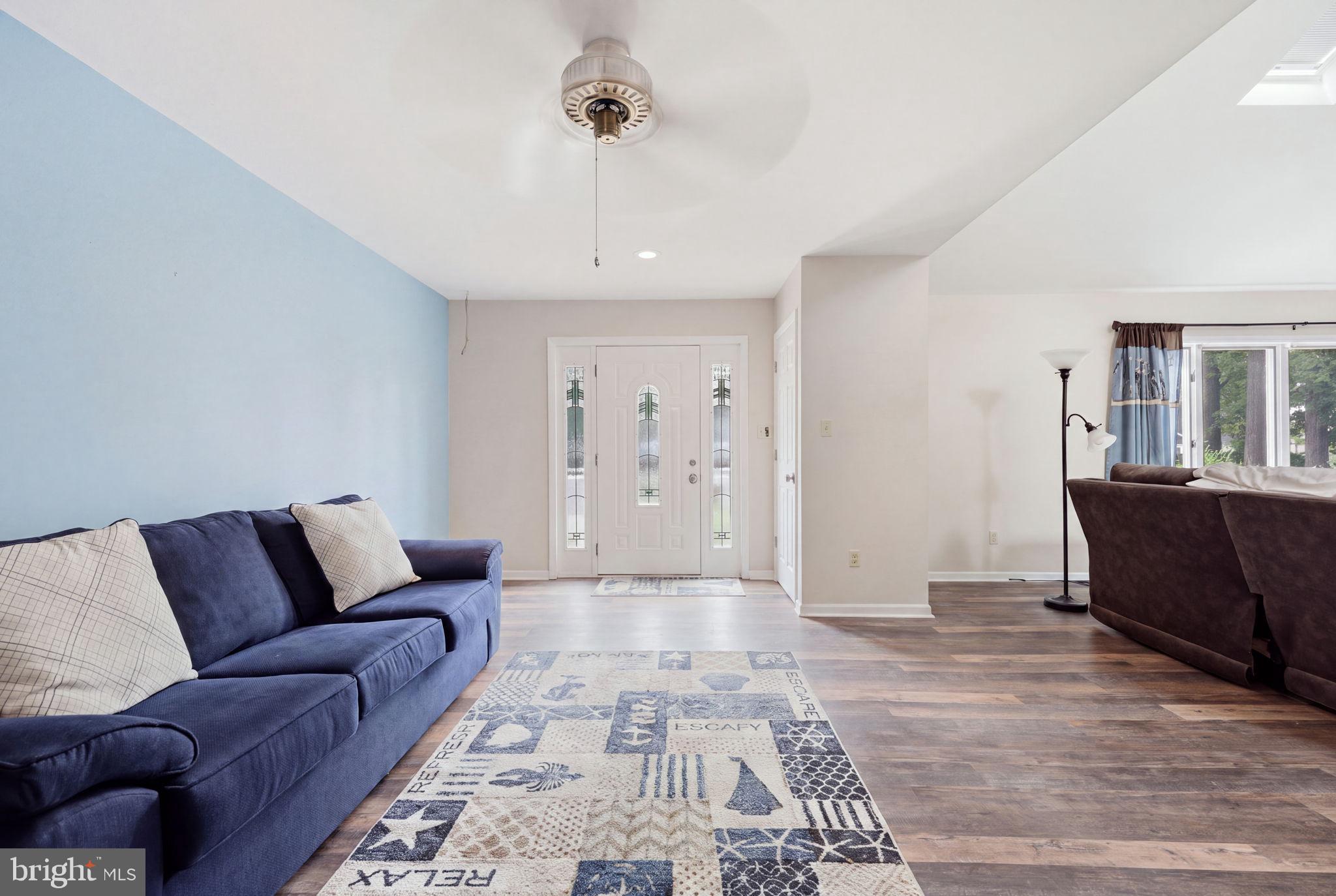 303 KNOLLWOOD DRIVE