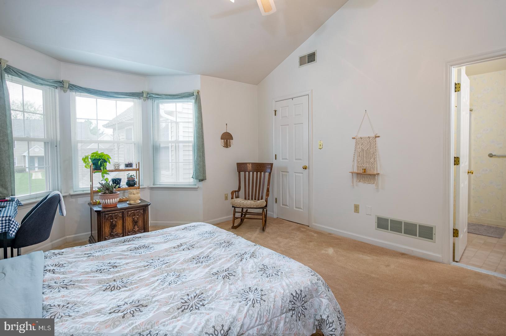 STONE HILL FARMS - Residential