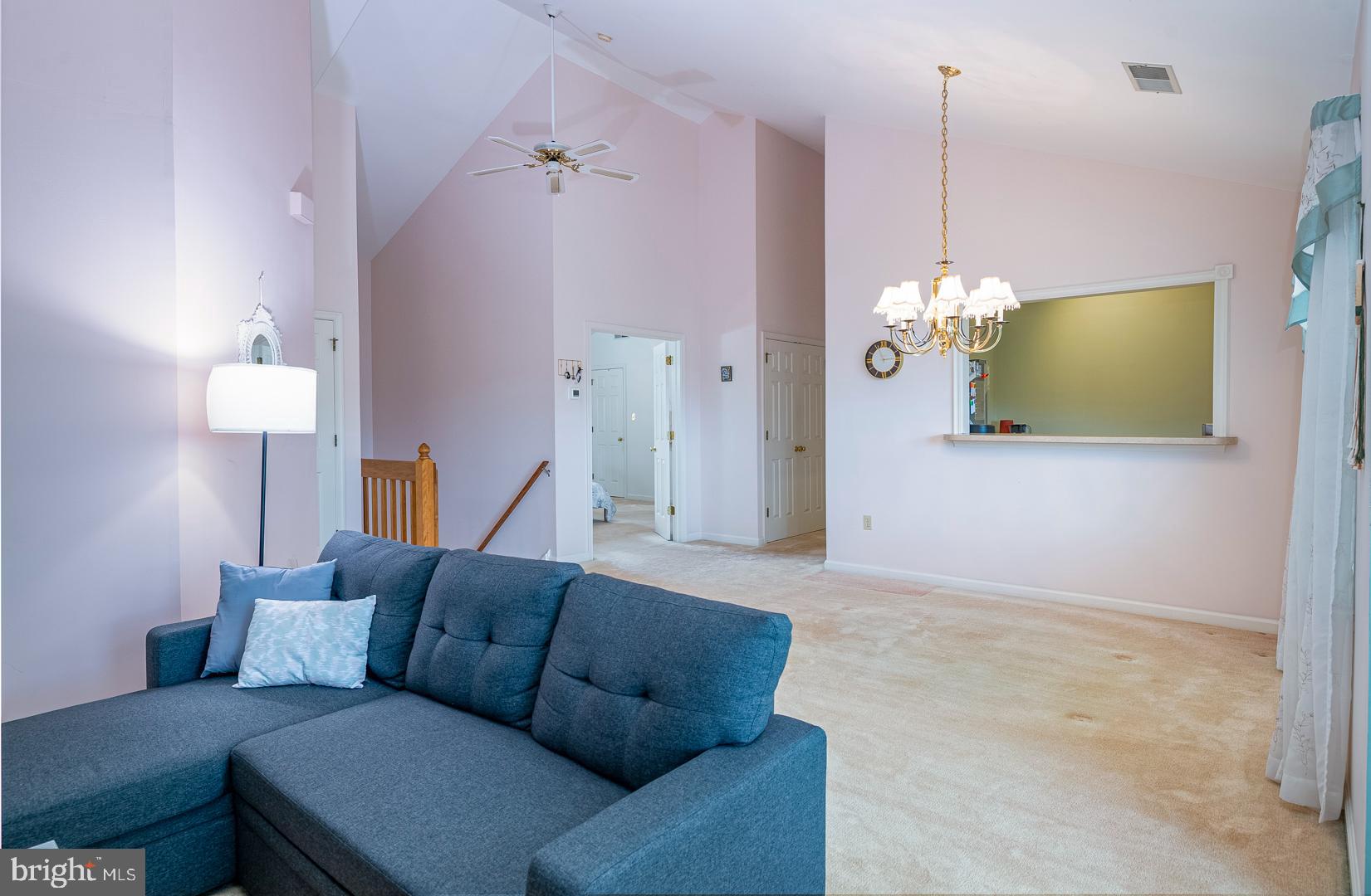 STONE HILL FARMS - Residential