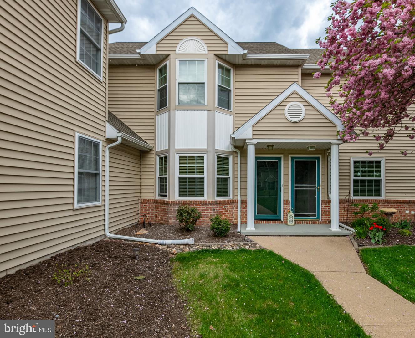 STONE HILL FARMS - Residential