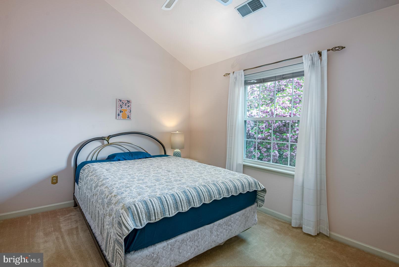 STONE HILL FARMS - Residential