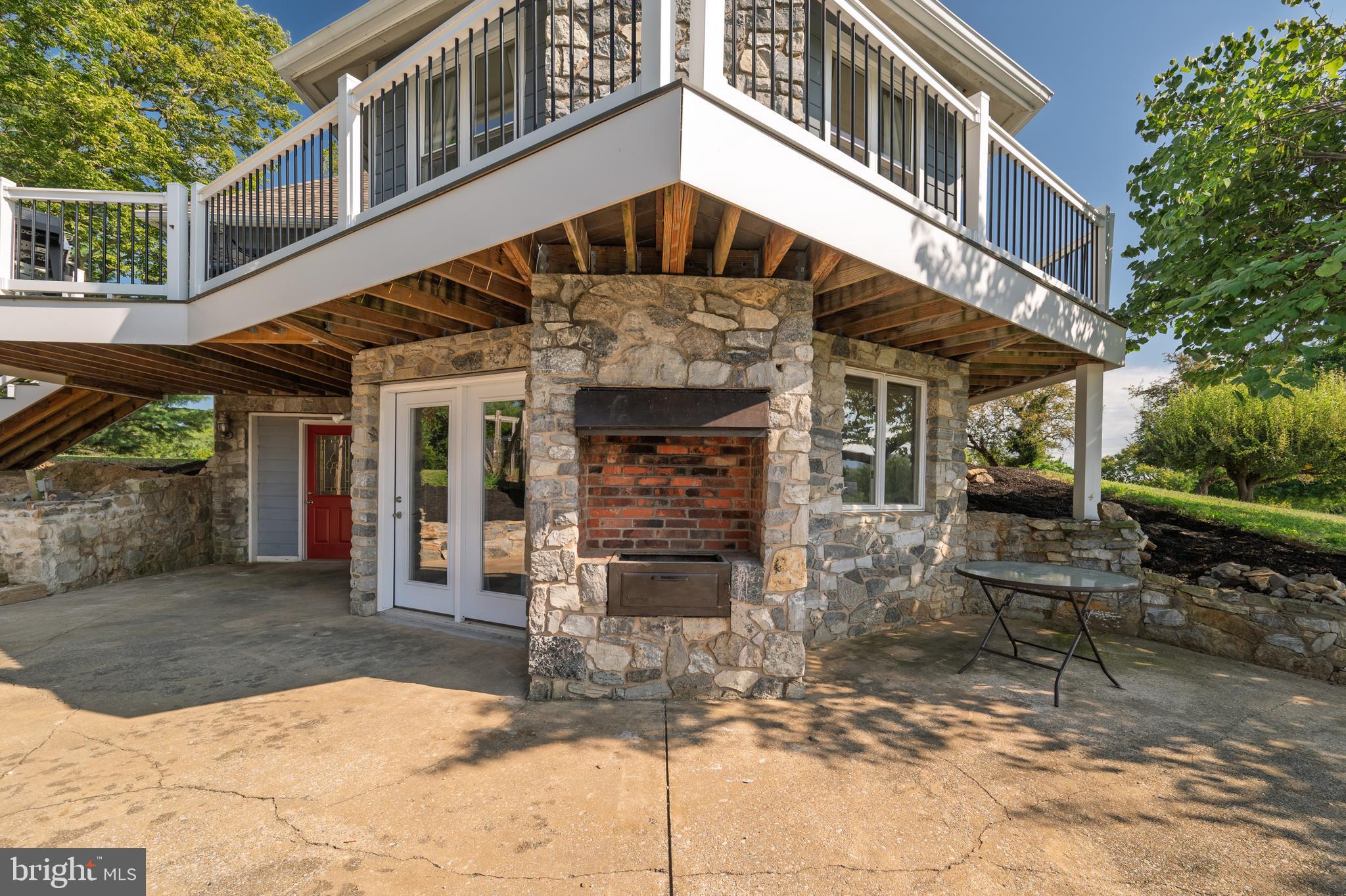 HARPERS FERRY - Residential