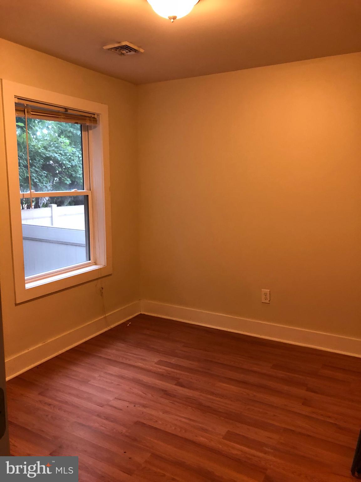 PHILADELPHIA (WEST) - Residential