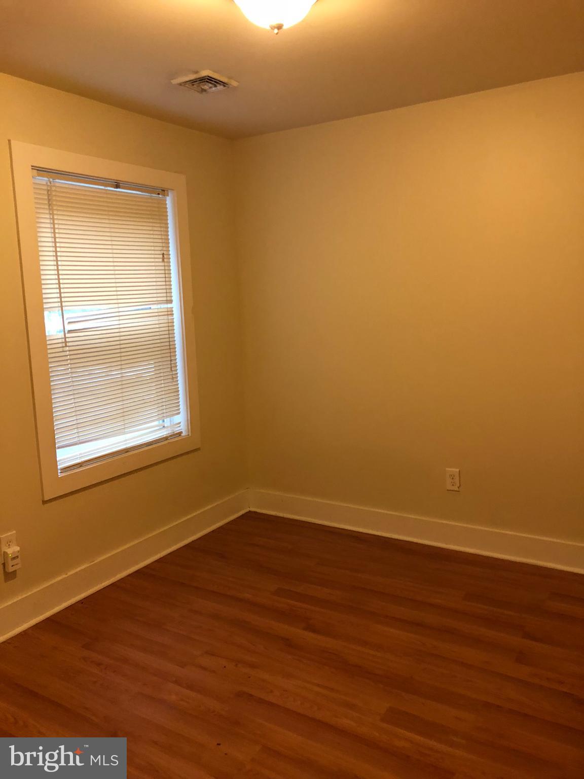 PHILADELPHIA (WEST) - Residential