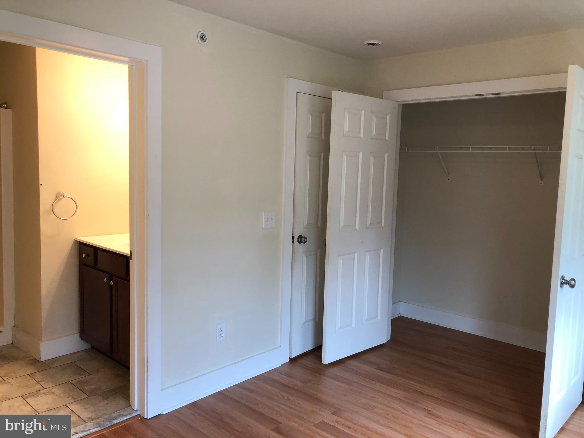 PHILADELPHIA (WEST) - Residential