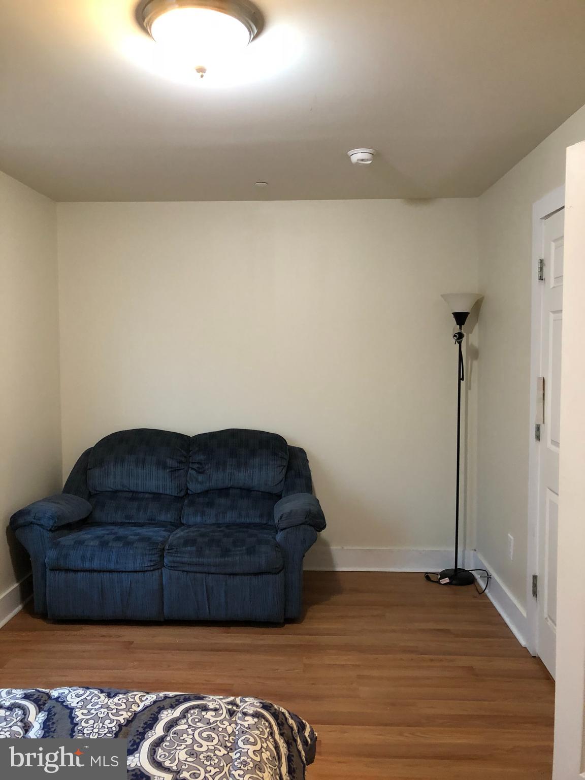 PHILADELPHIA (WEST) - Residential