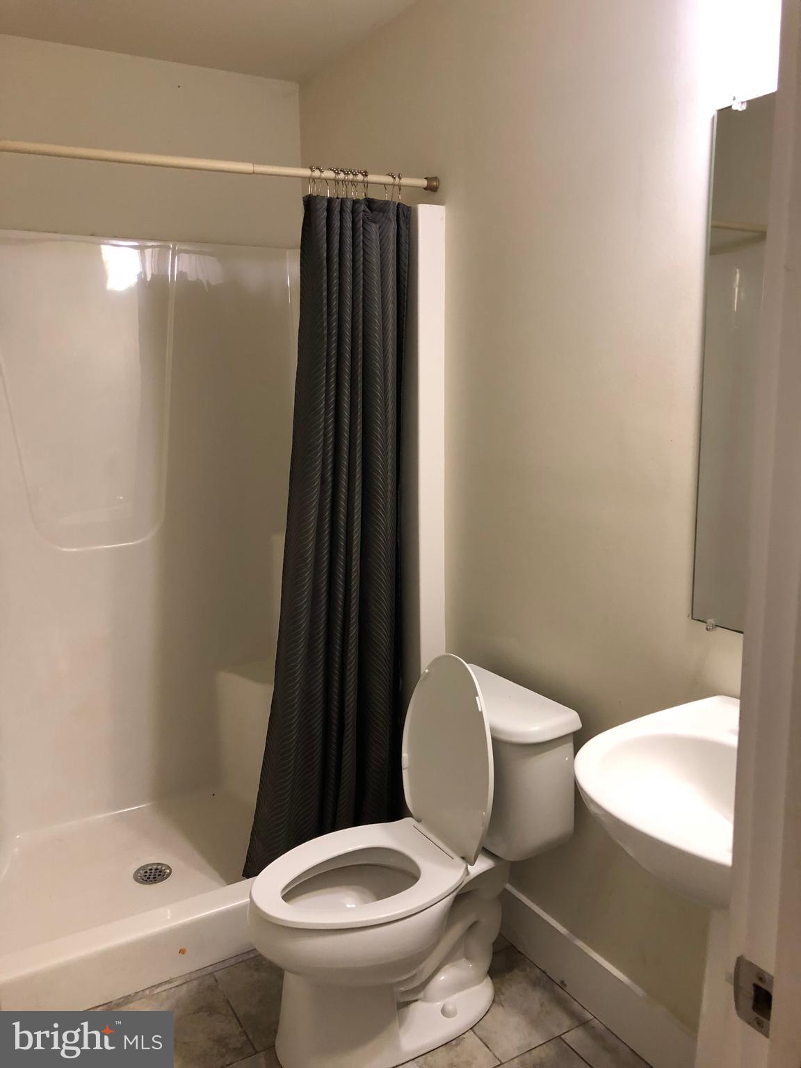 PHILADELPHIA (WEST) - Residential