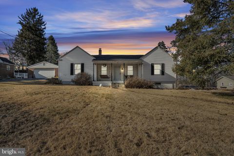 451 LEWISBERRY ROAD NEW CUMBERLAND PA 17070