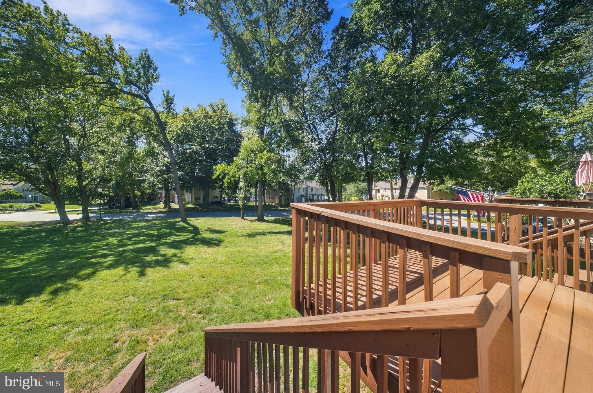 2805 CRESTLINE COURT 2805