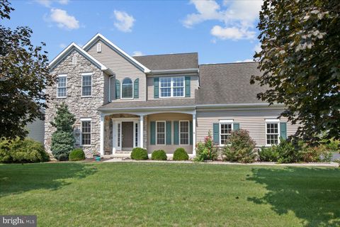 421 WAGONWHEEL ROAD LITITZ PA 17543