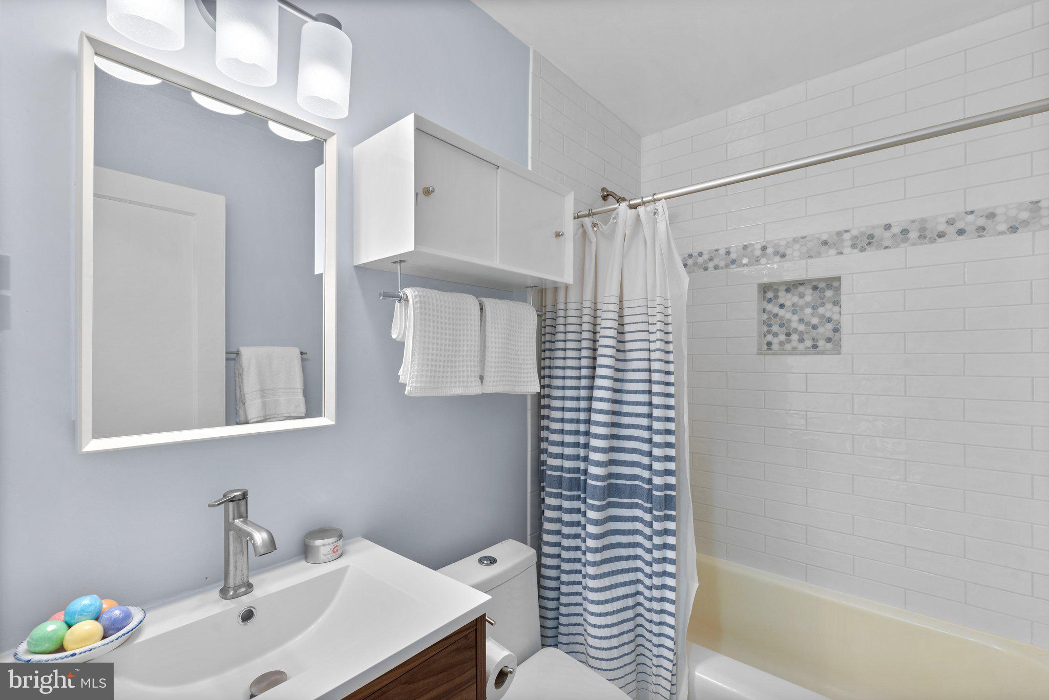 CARROLL KNOLLS - Residential