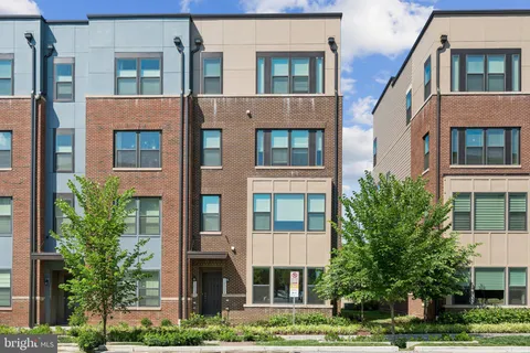 16324 Connors Way Unit 11, Rockville, MD 20855 - MLS#: MDMC2187896
