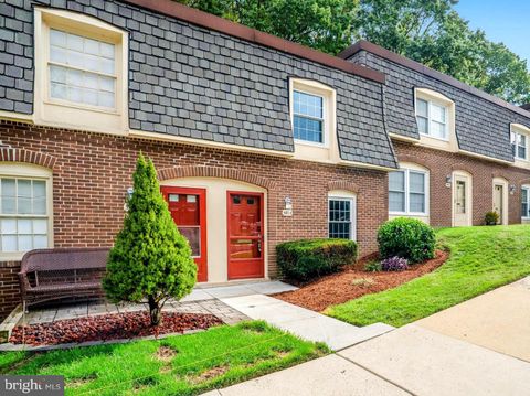 Property photo of 5925 Minutemen Road 248, Springfield, VA 22152