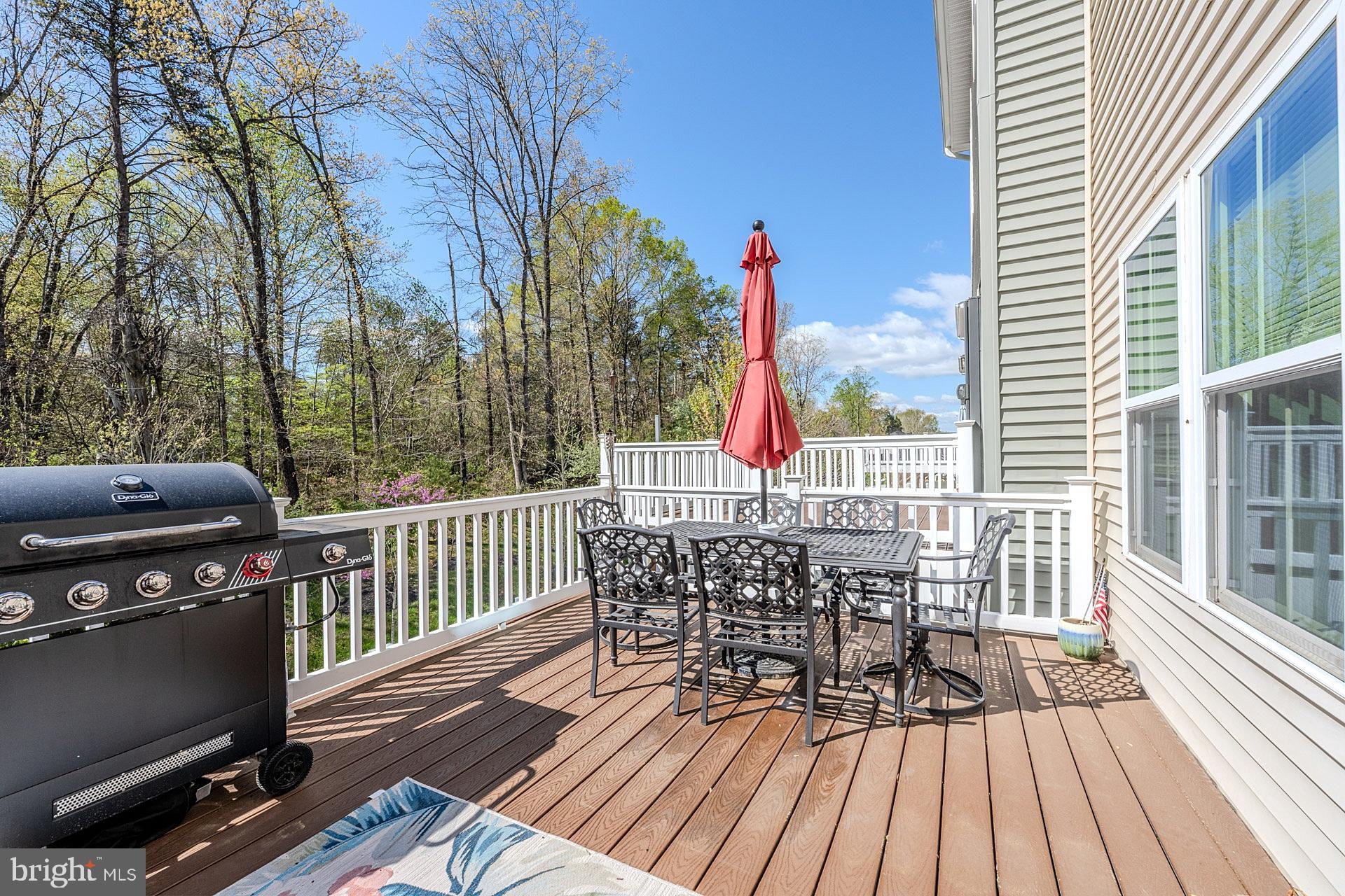 BRADLEY SQUARE - Residential