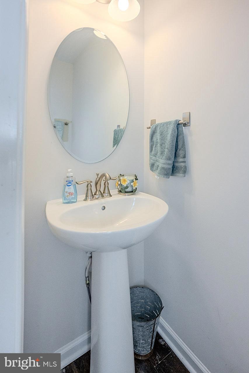 BRADLEY SQUARE - Residential