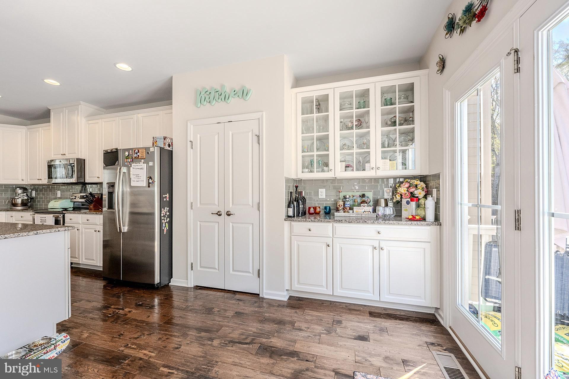 BRADLEY SQUARE - Residential