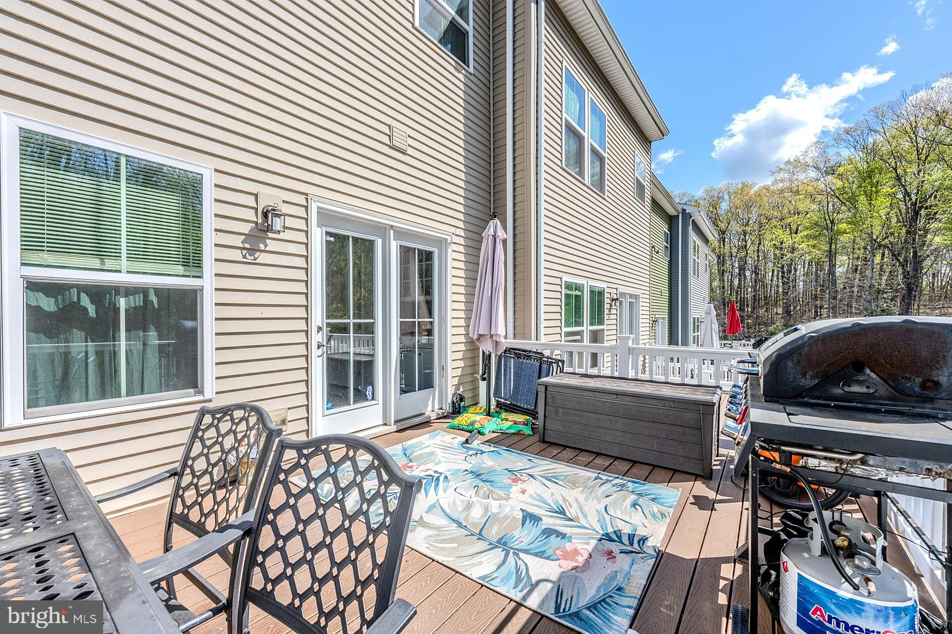 BRADLEY SQUARE - Residential