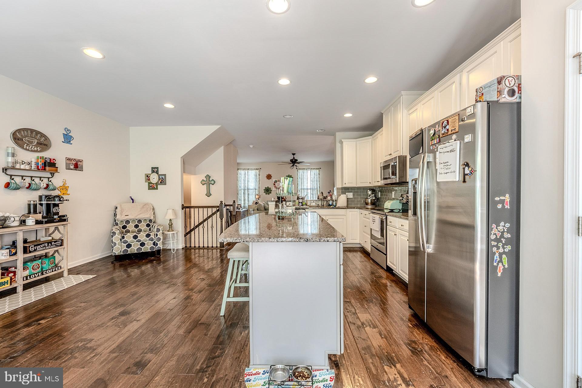 BRADLEY SQUARE - Residential