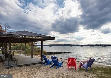 ROUND BAY - Residential Lease