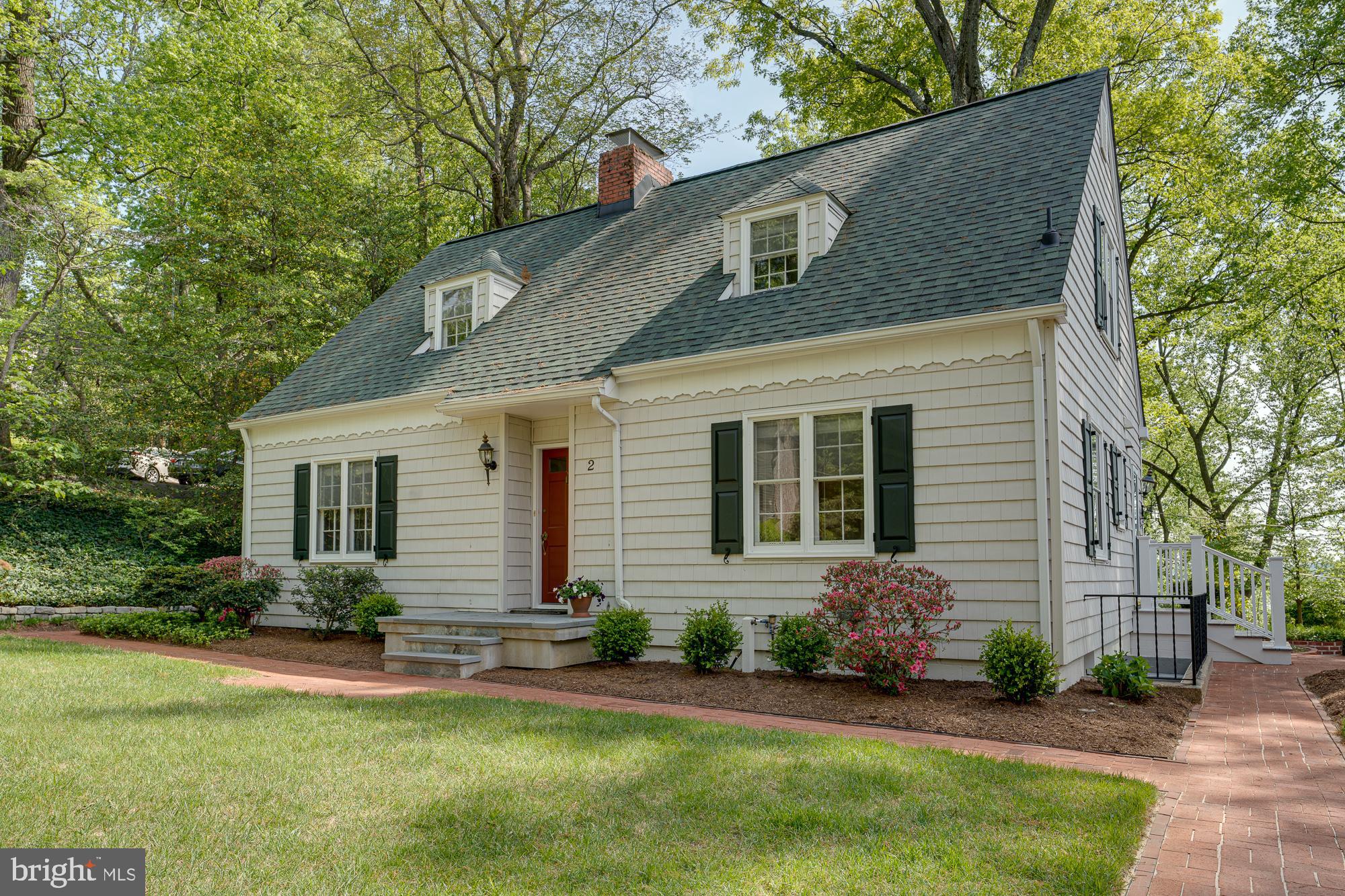 ROUND BAY - Residential Lease