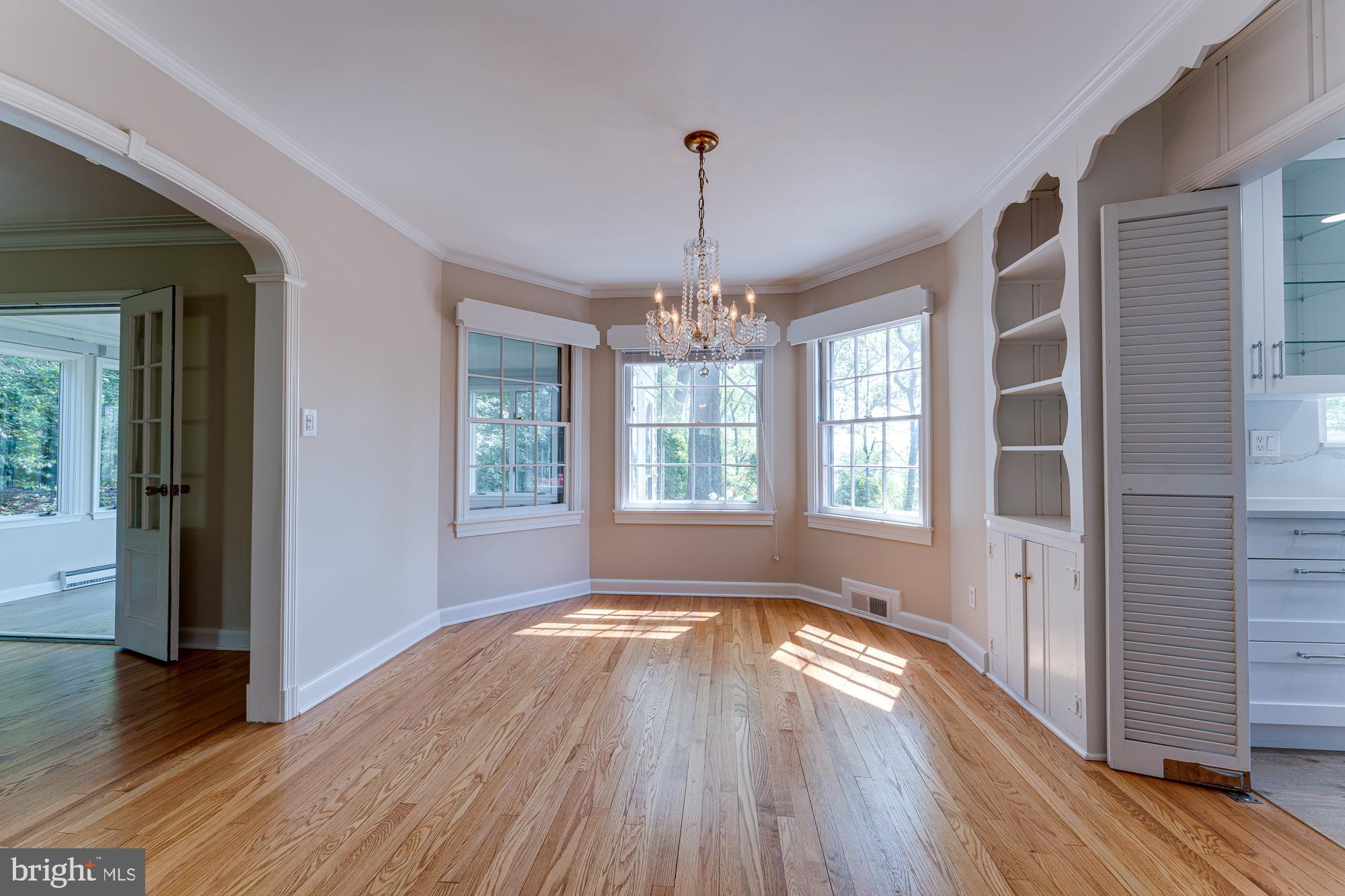 ROUND BAY - Residential Lease