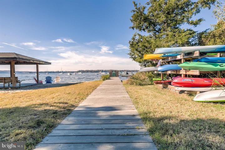 ROUND BAY - Residential Lease