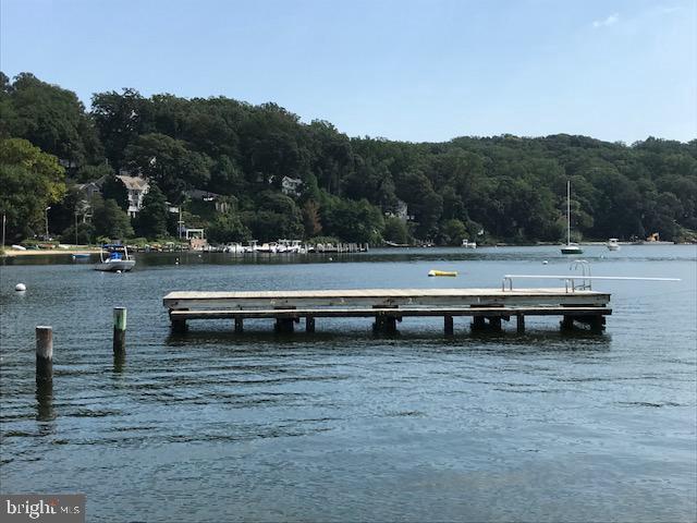 ROUND BAY - Residential Lease