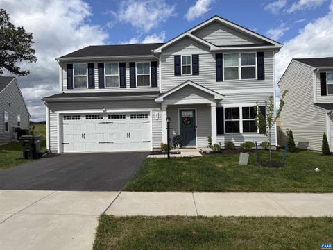 Homes For Rent - 109 Walsh Ln Ln<br/> WAYNESBORO, VA 22980