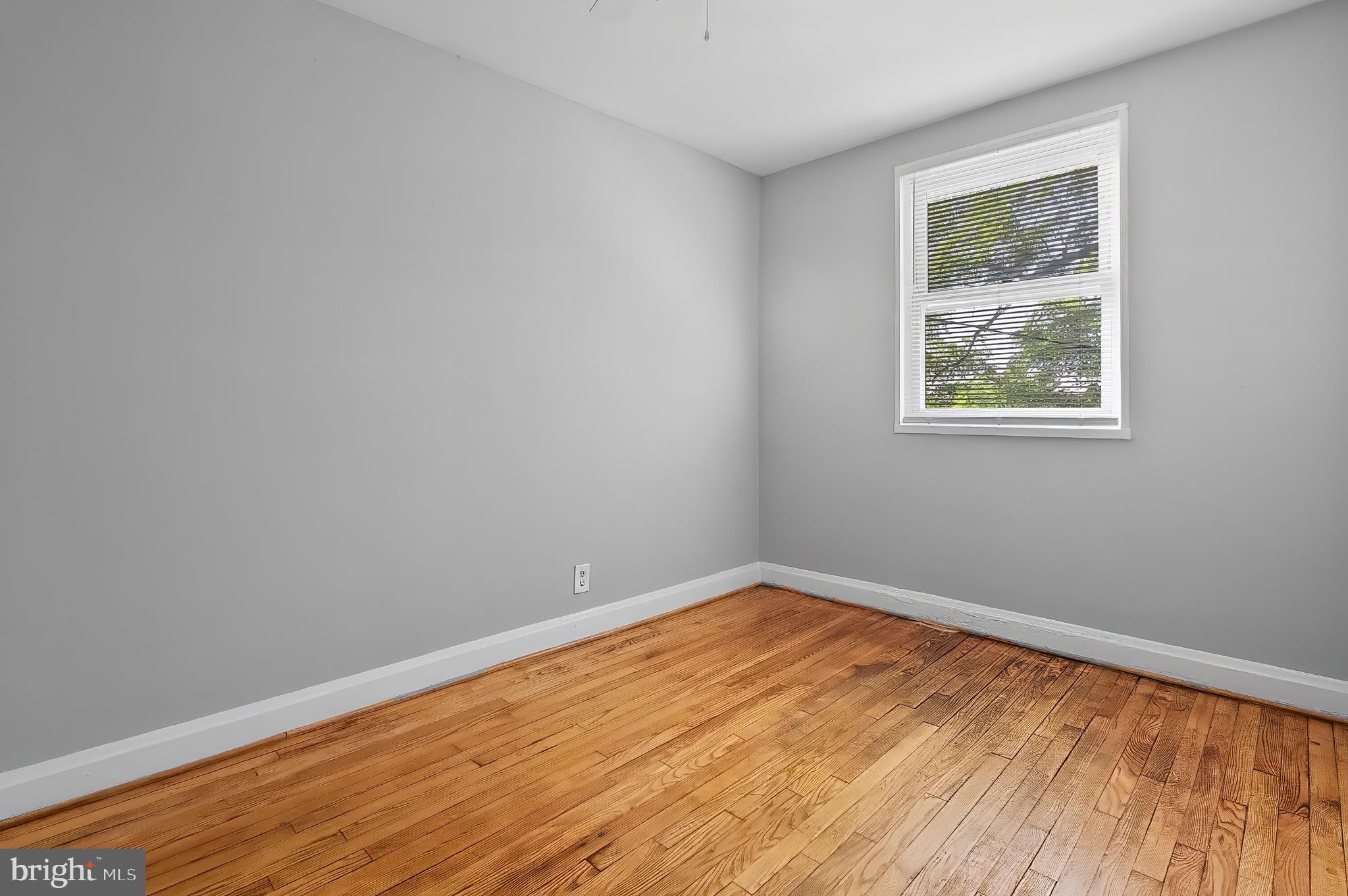 EDMONDSON VIILLAGE - Residential Lease
