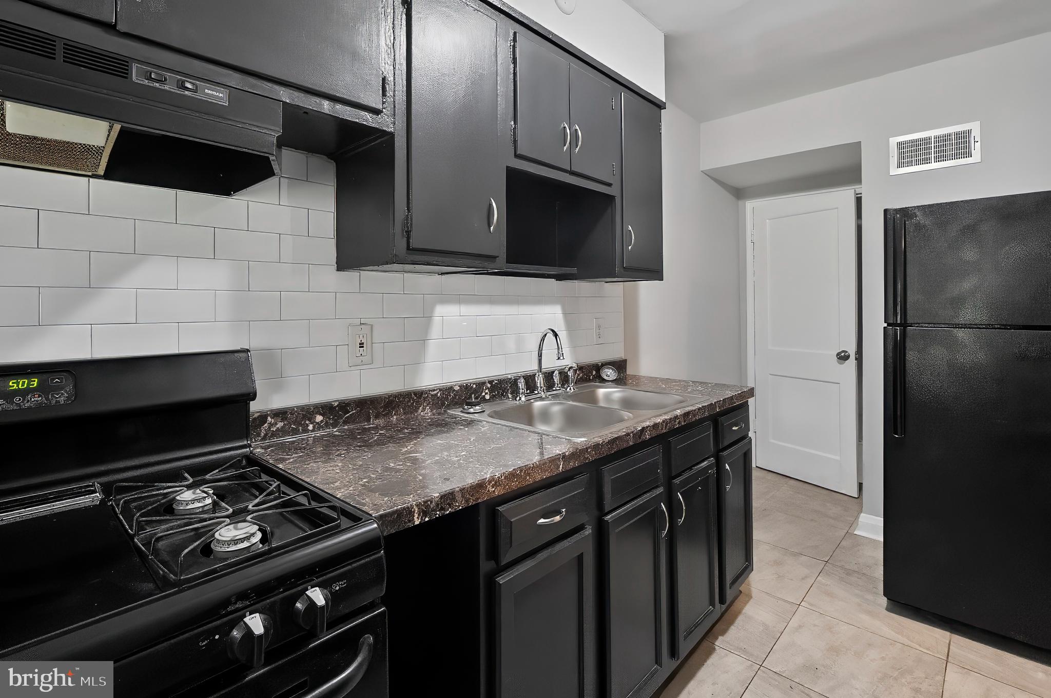 EDMONDSON VIILLAGE - Residential Lease