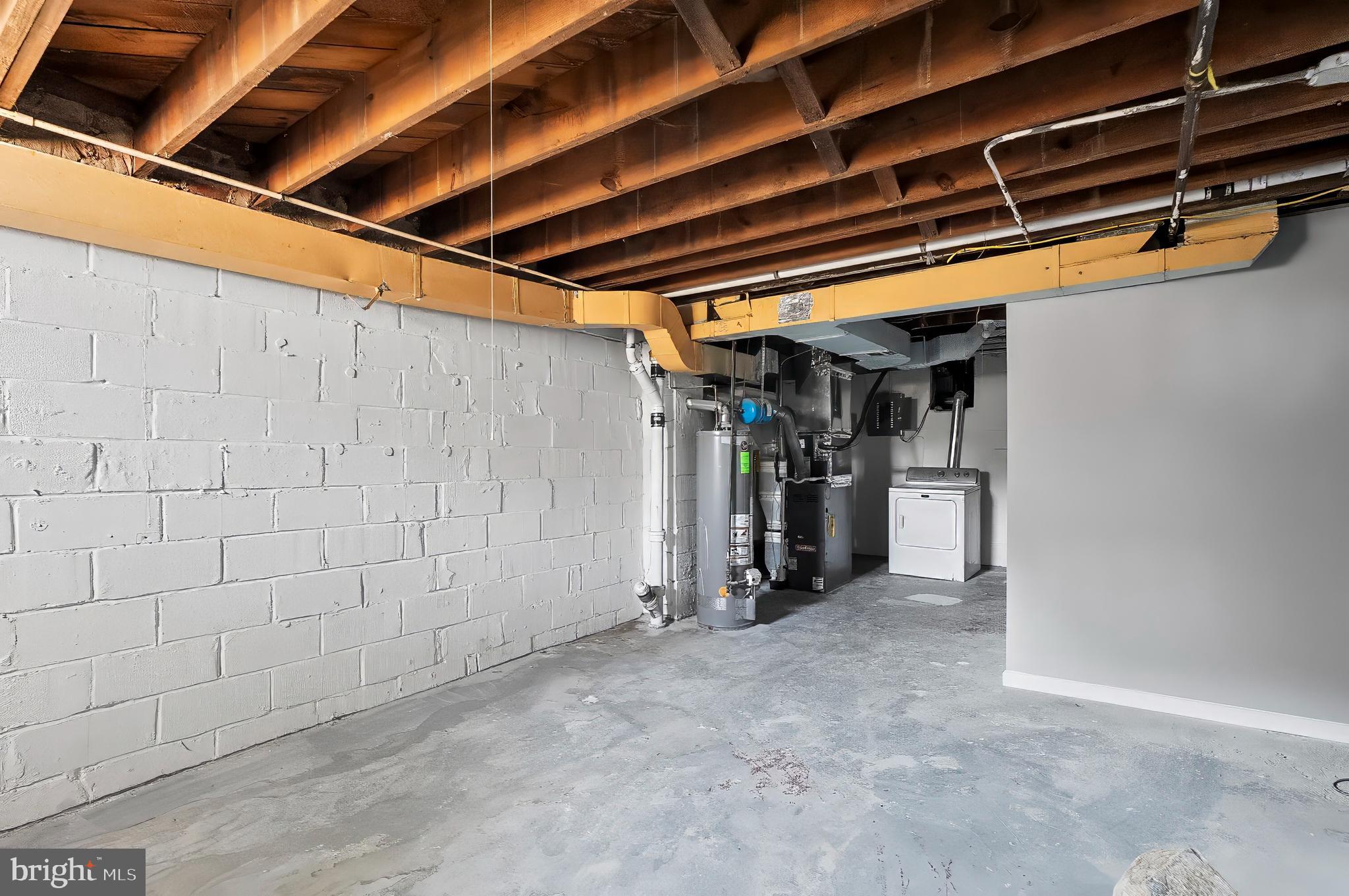 EDMONDSON VIILLAGE - Residential Lease