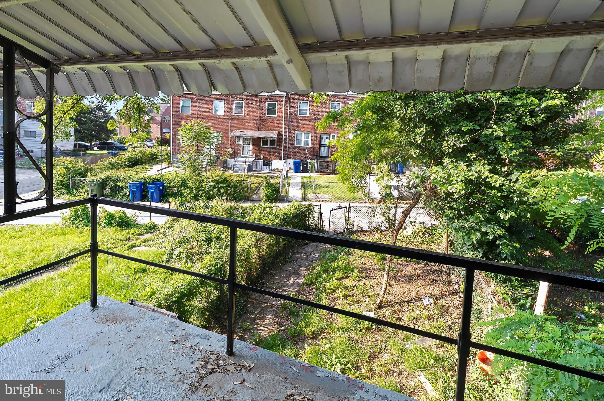EDMONDSON VIILLAGE - Residential Lease
