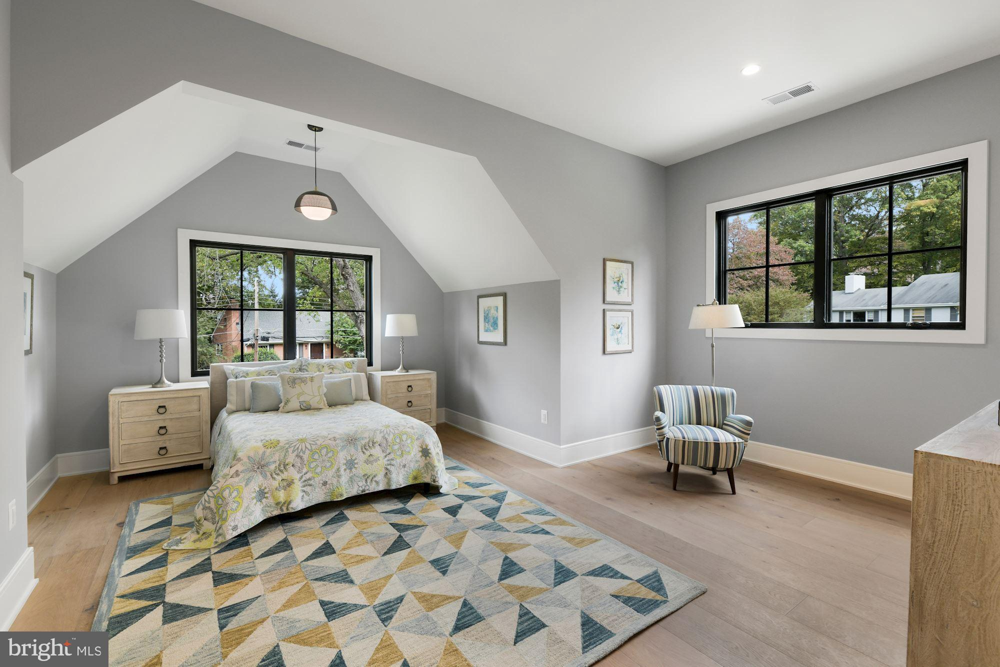 CHESTERBROOK WOODS - Residential