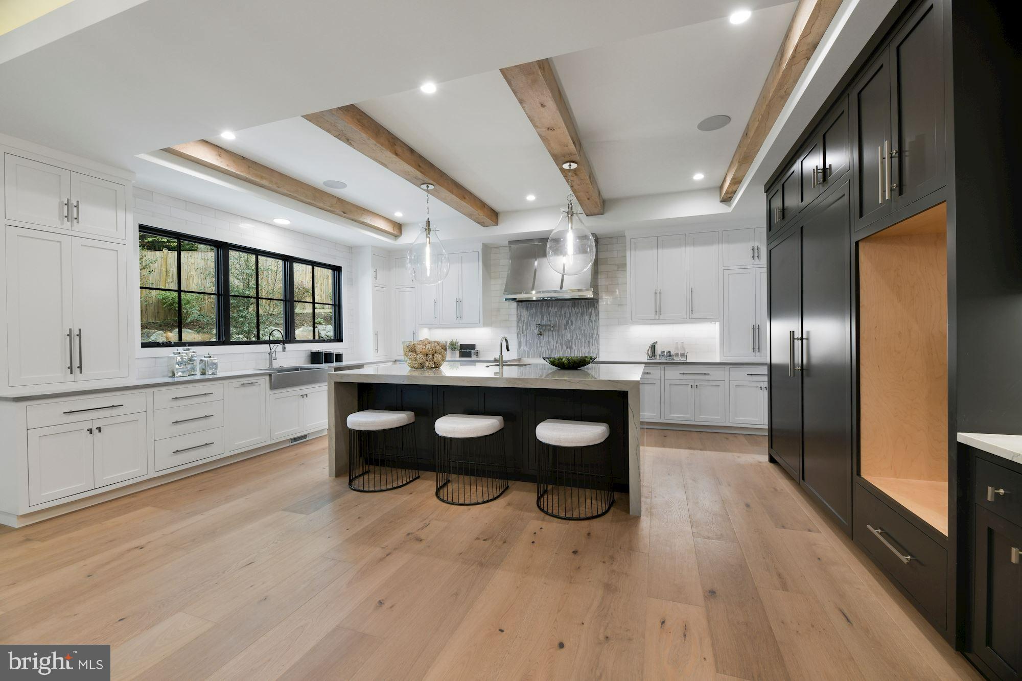 CHESTERBROOK WOODS - Residential