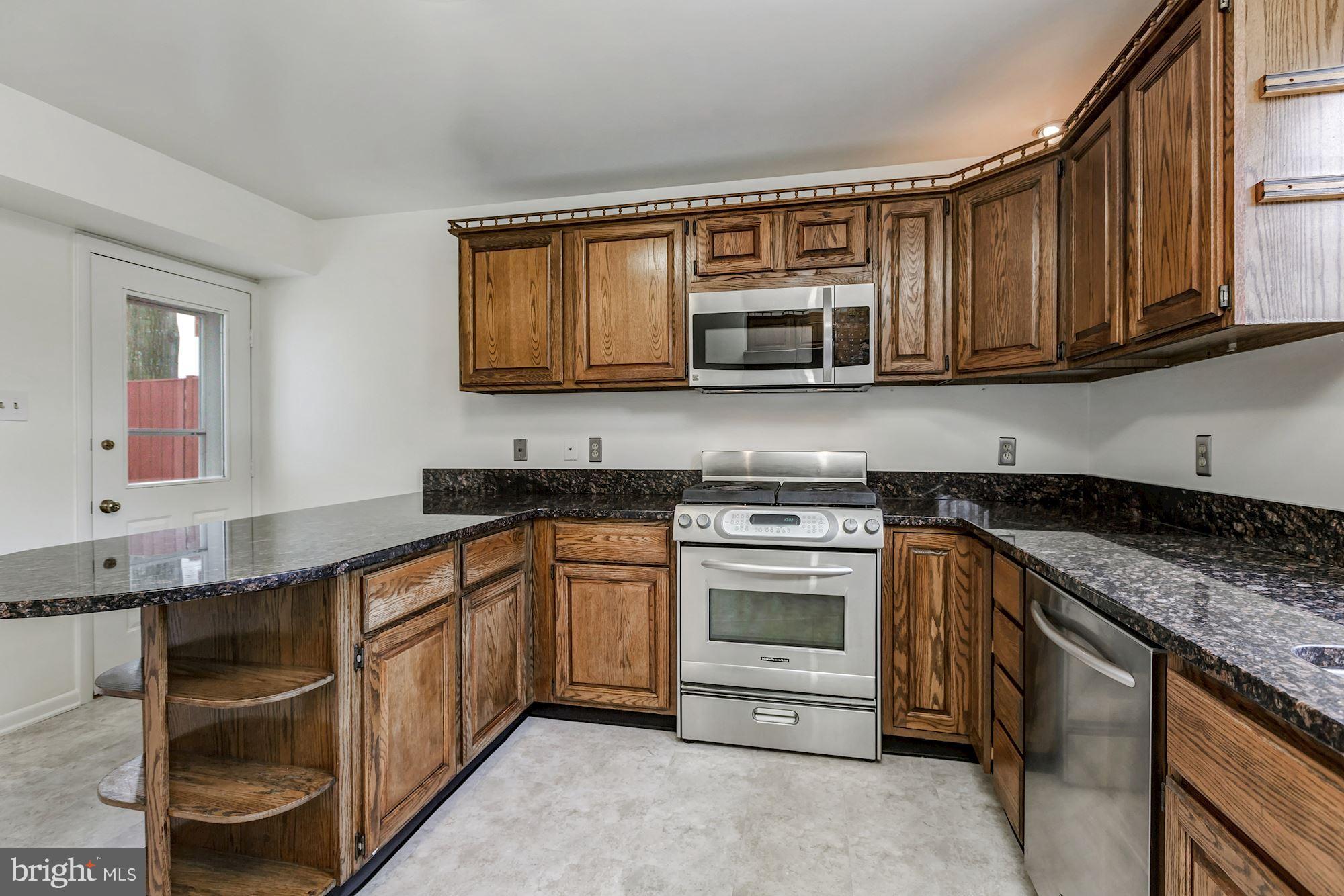 CLARENDON - Residential