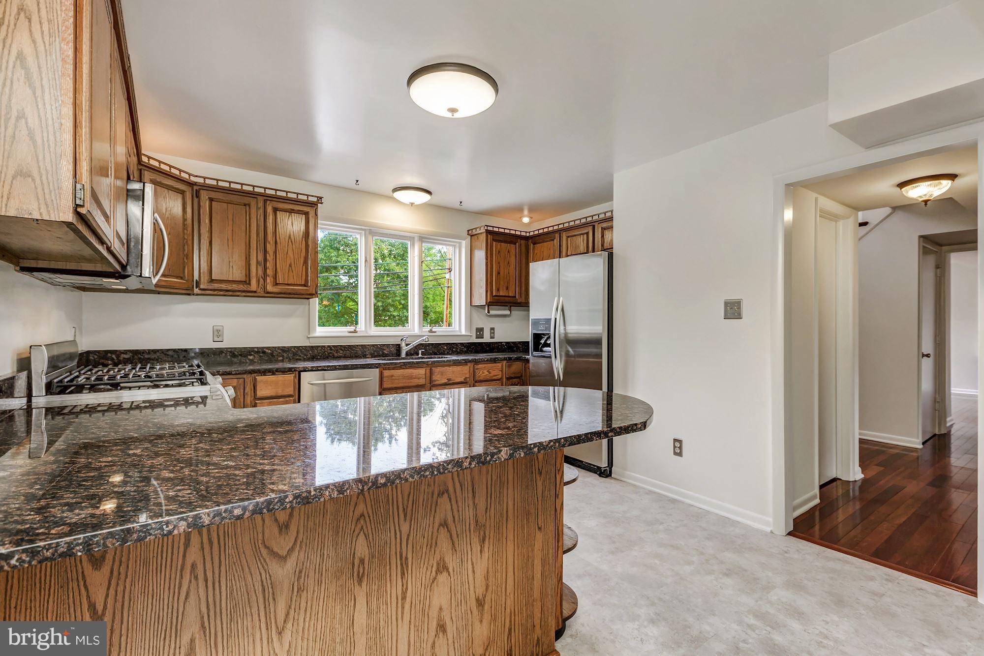 CLARENDON - Residential