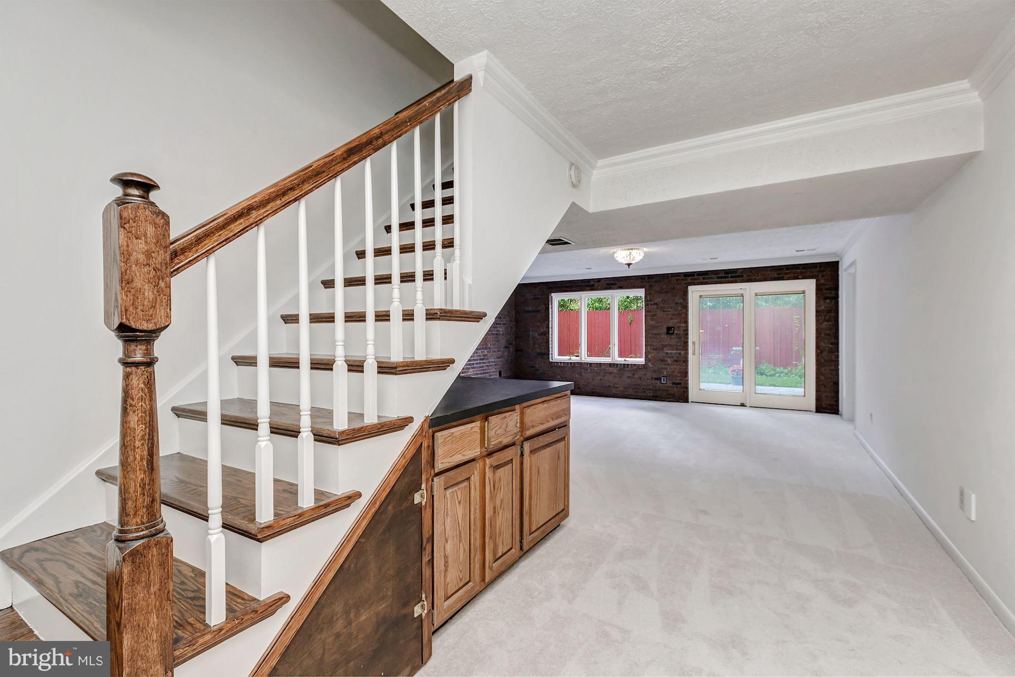 CLARENDON - Residential