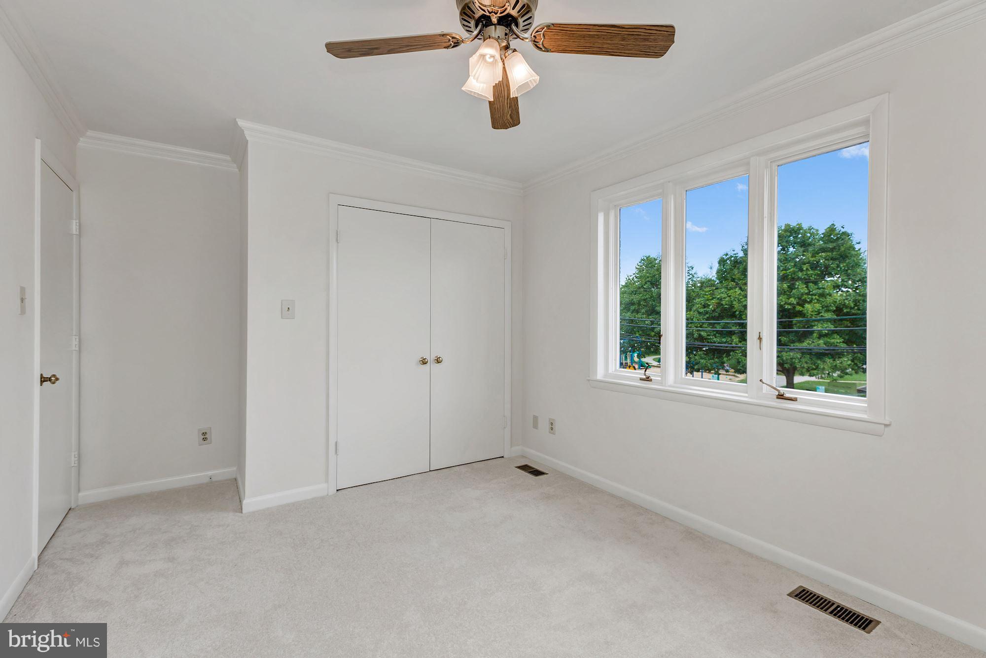 CLARENDON - Residential