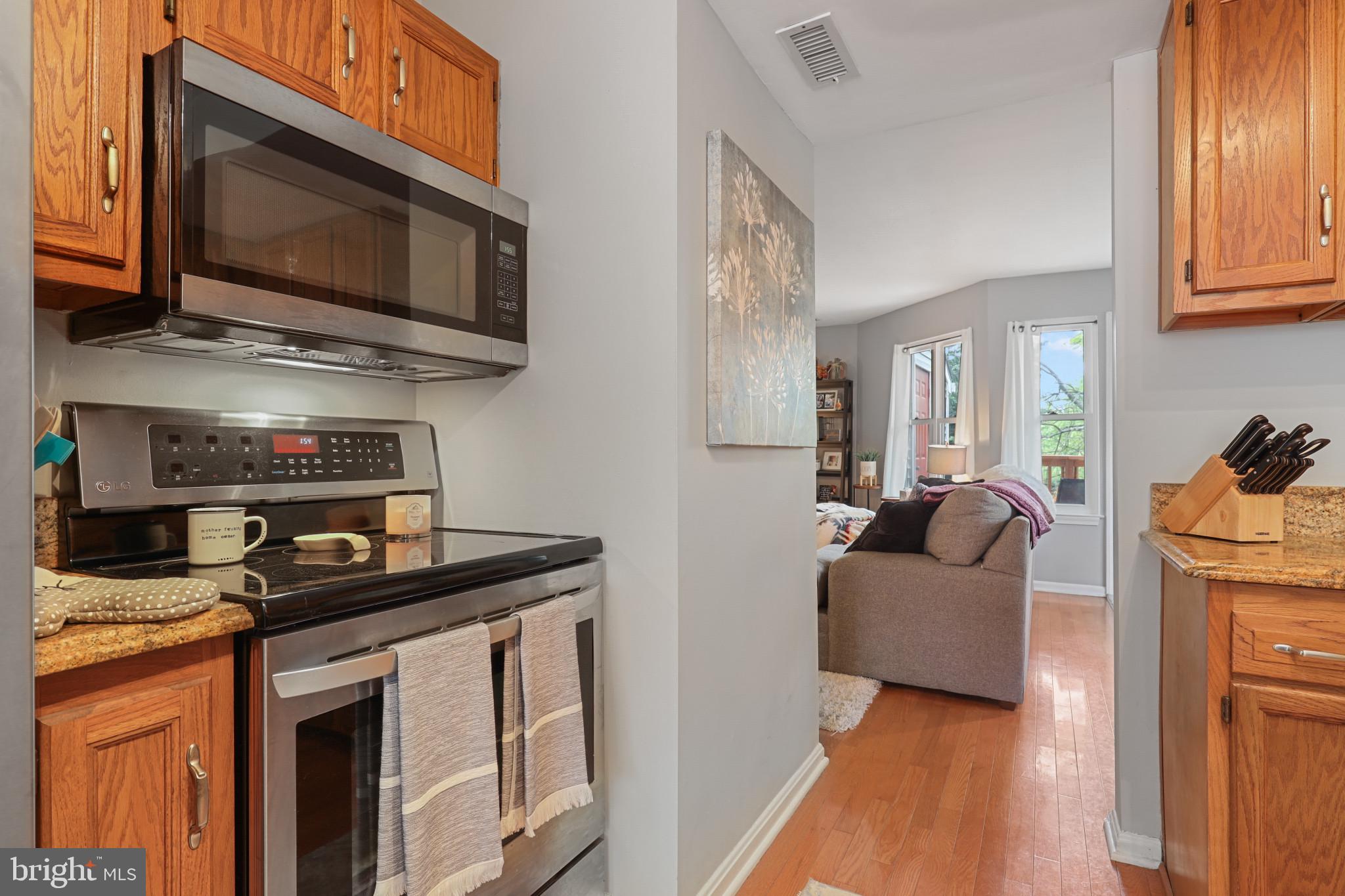 RIVERCHASE - Residential Lease