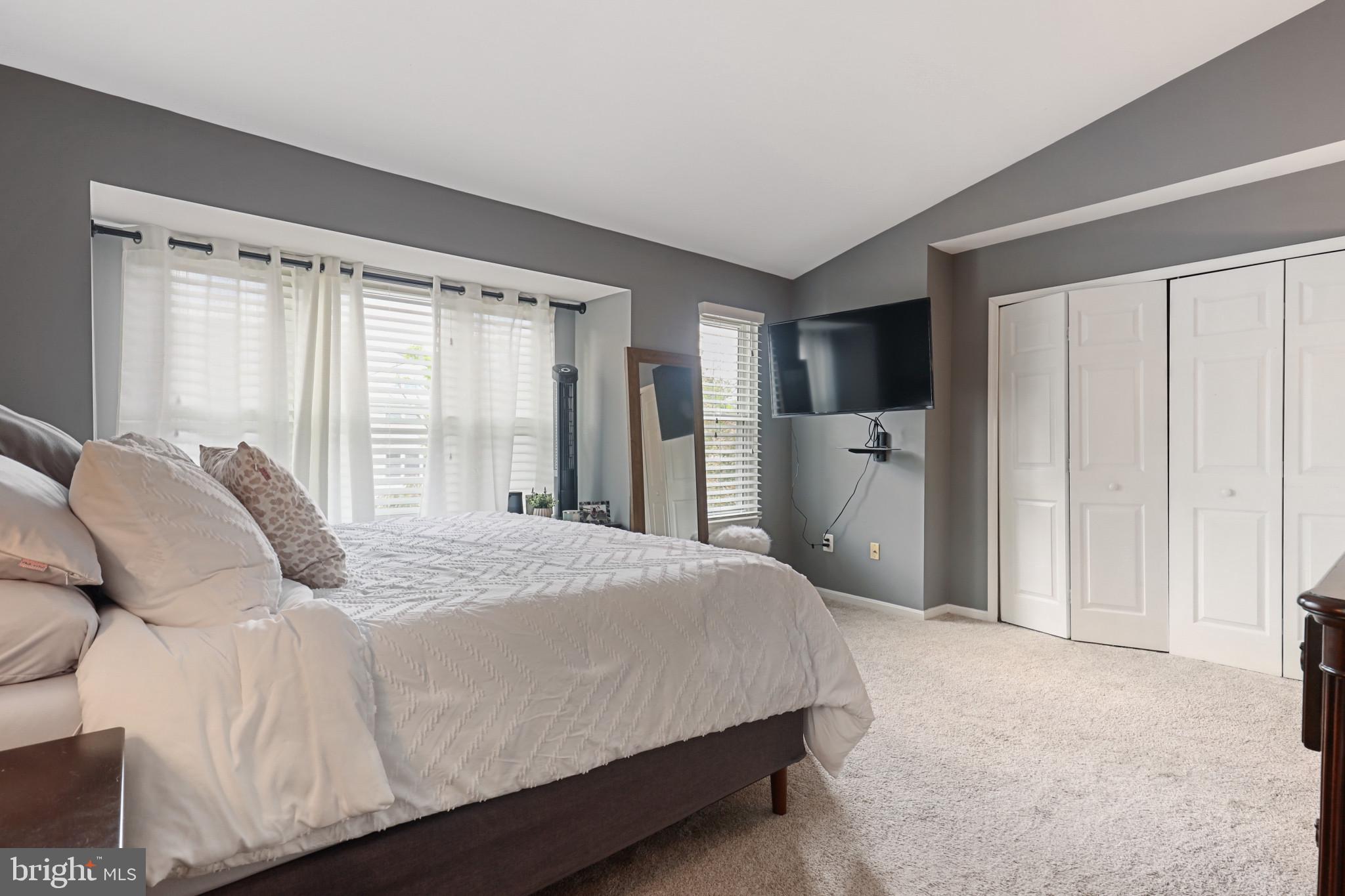 RIVERCHASE - Residential Lease