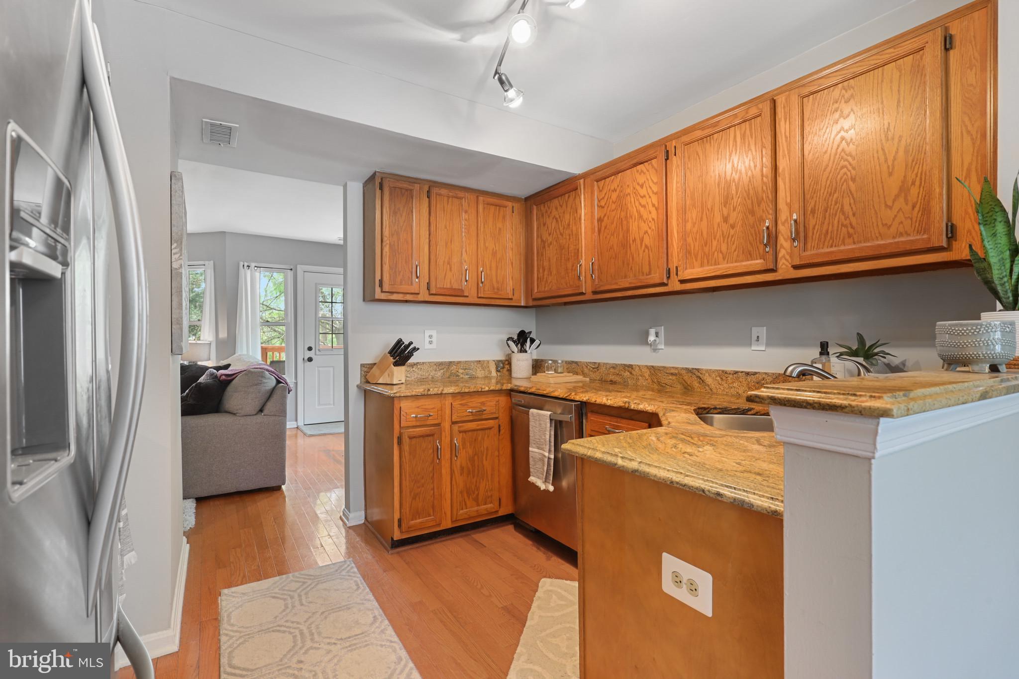 RIVERCHASE - Residential Lease