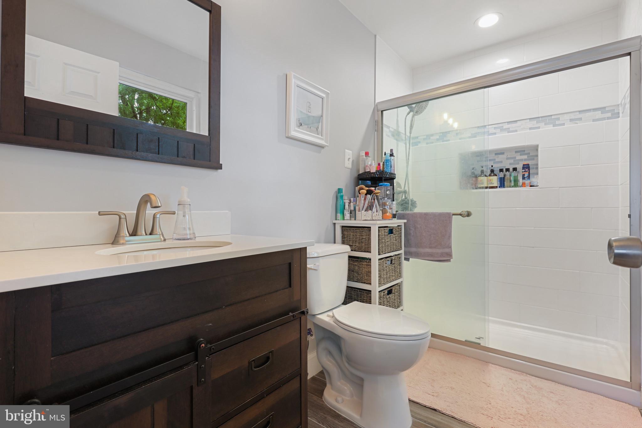 RIVERCHASE - Residential Lease