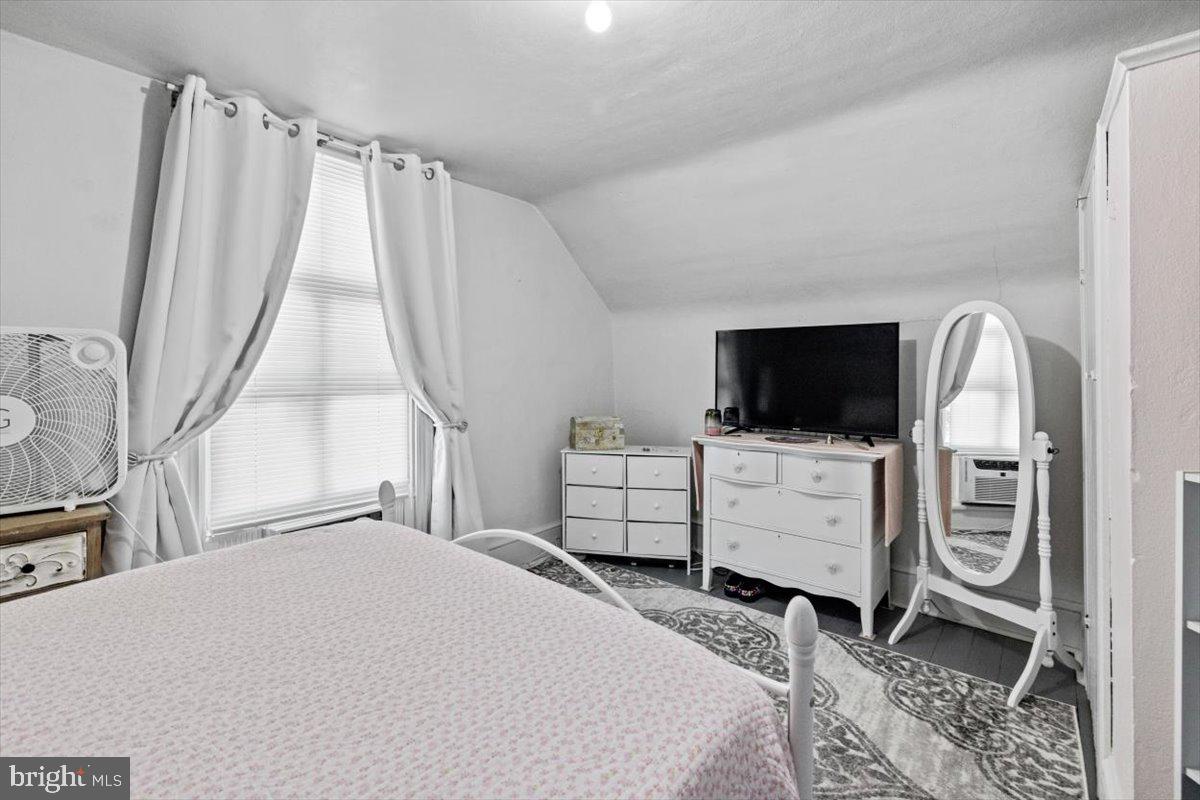 HARPERS FERRY - Residential