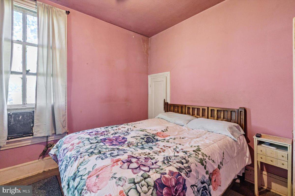 HARPERS FERRY - Residential