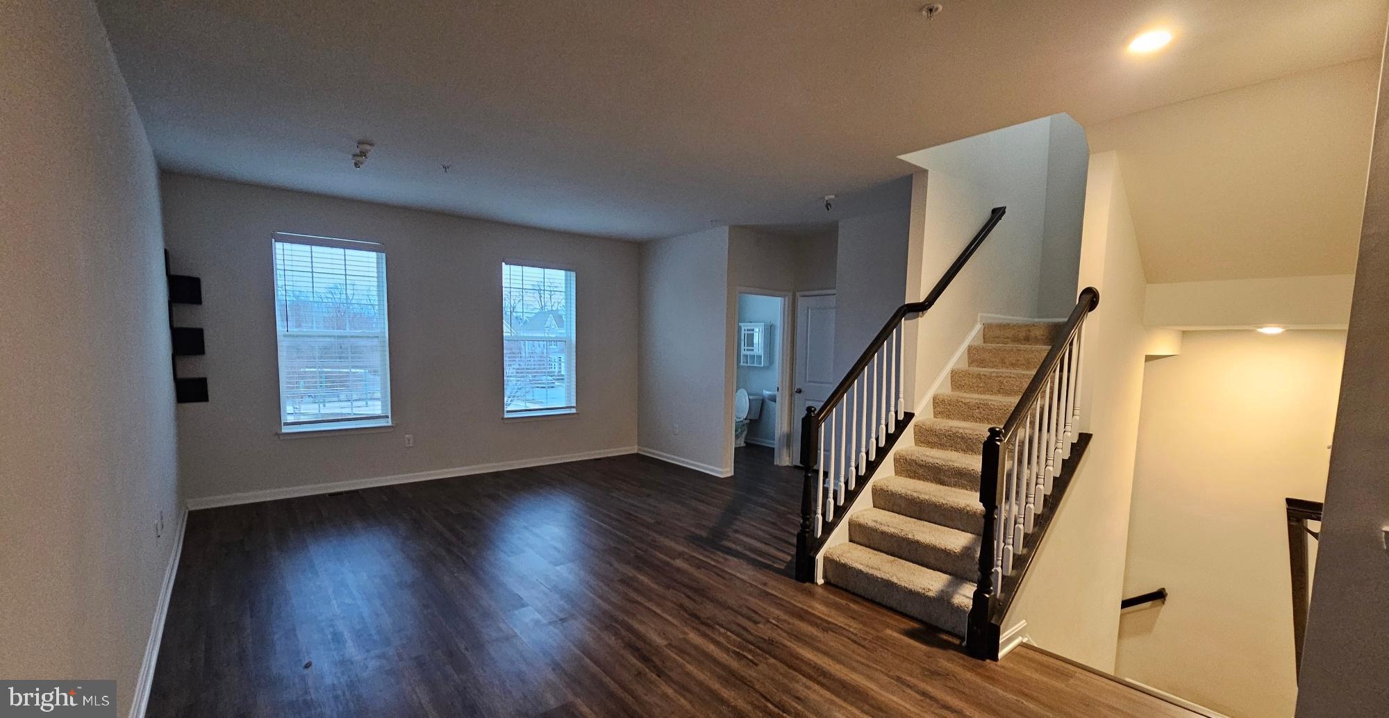 WESTVIEW SOUTH - Residential