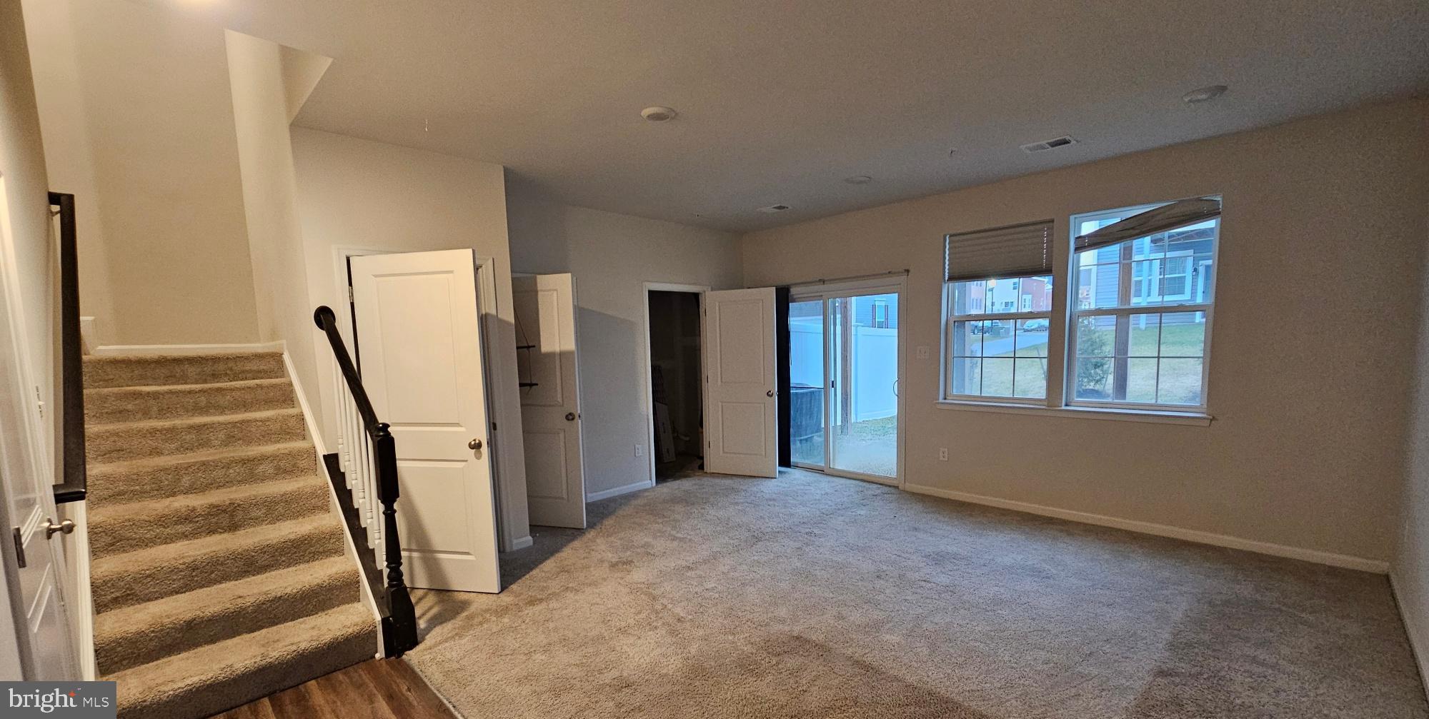 WESTVIEW SOUTH - Residential