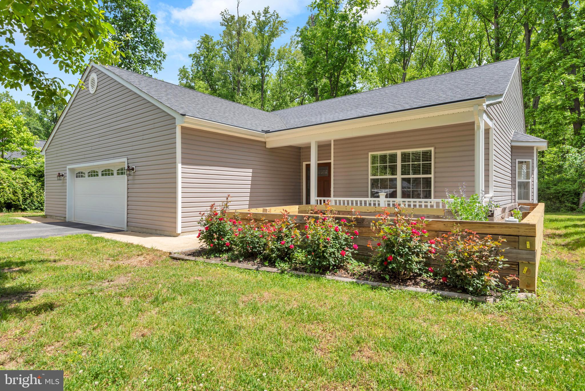RIVER CLUB ESTATES - Residential