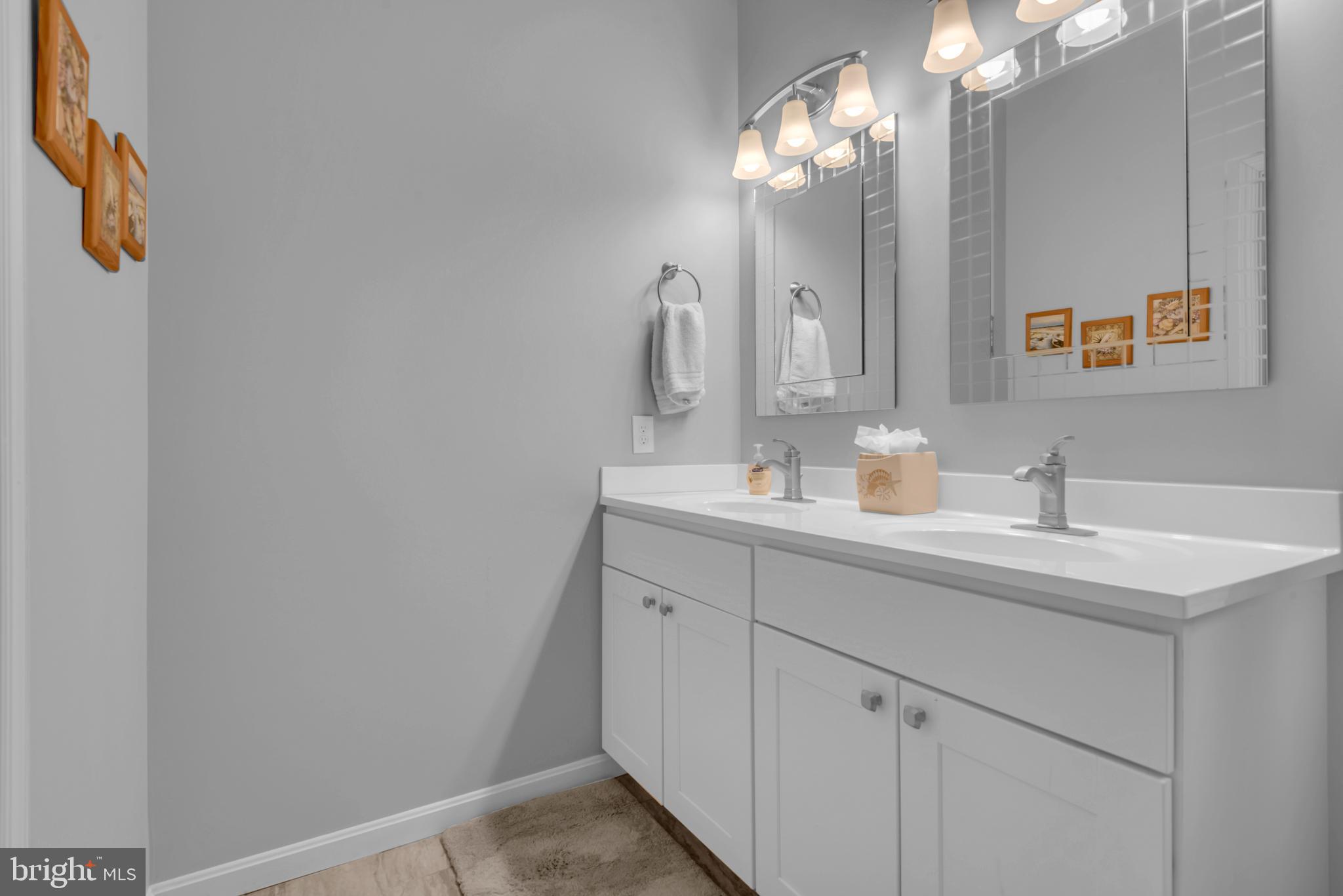 RIVER CLUB ESTATES - Residential