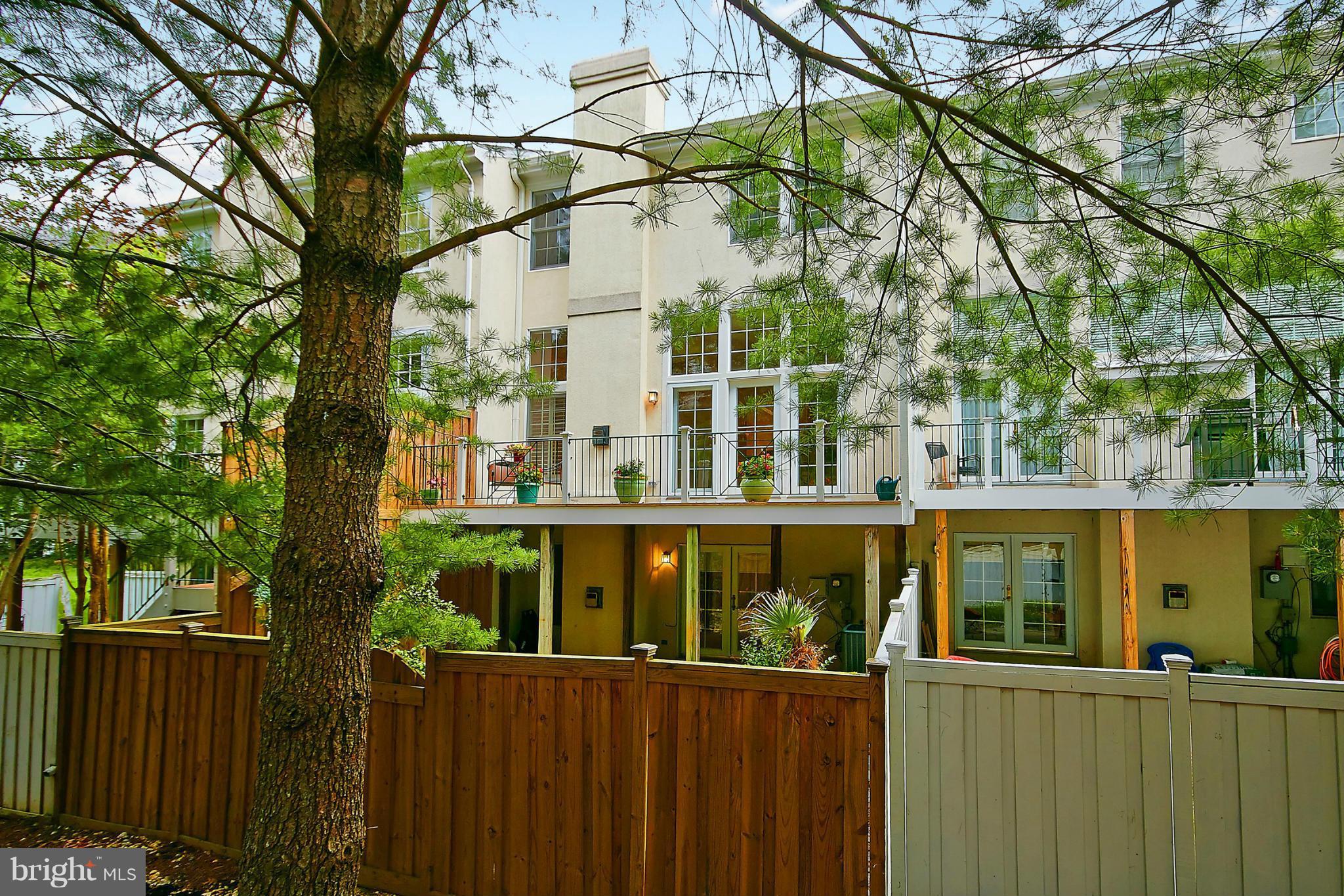 BIRCH POND - Residential